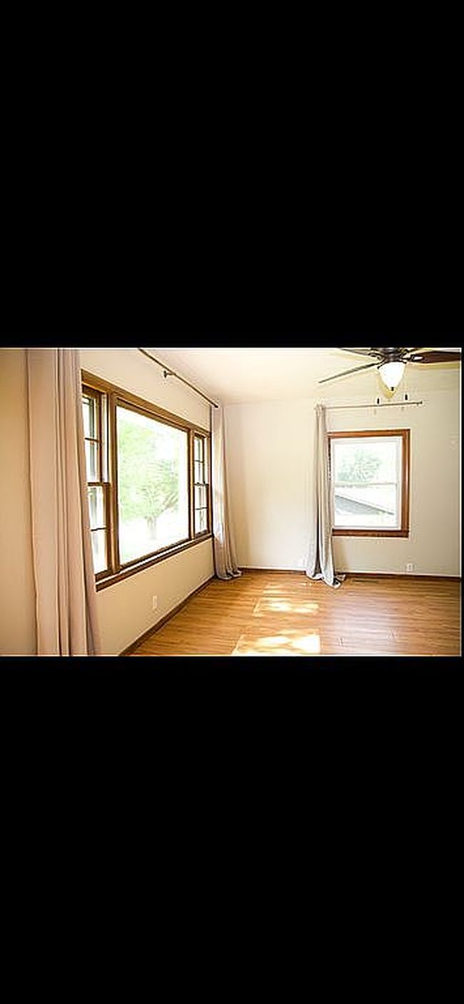 Photo of 1500 Division St, Decorah, IA