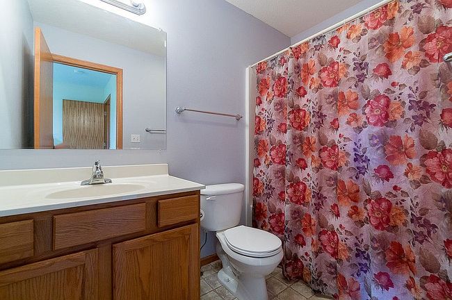 Image of 384 Kelso Dr