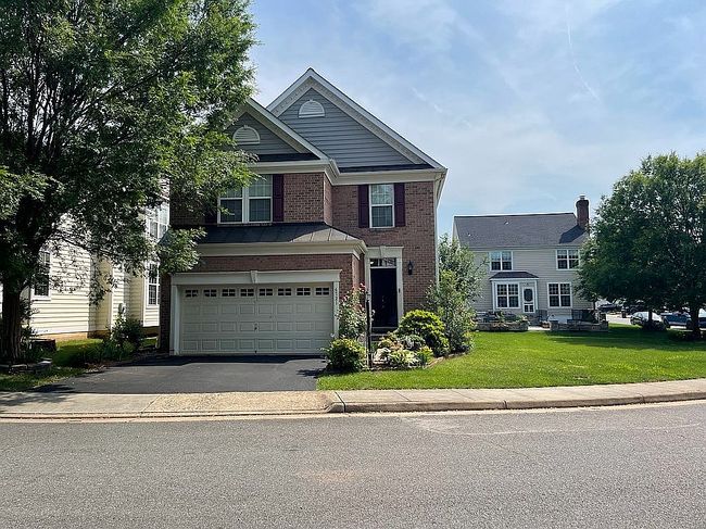 Photo of 6721 Sycamore Park Dr, Haymarket, VA