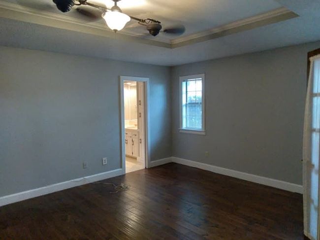 Additional photo 3 of property located at 404 Ridge Dr