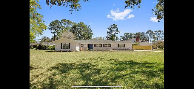 Preview of property located at 7843 Holiday Rd S