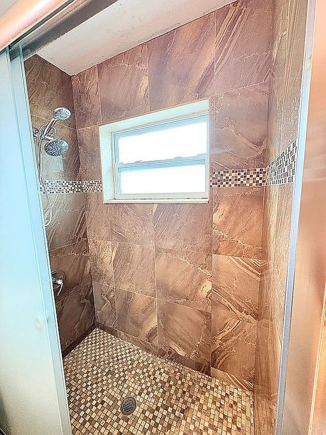 Additional photo 1 of property located at 4337 15th Ave N