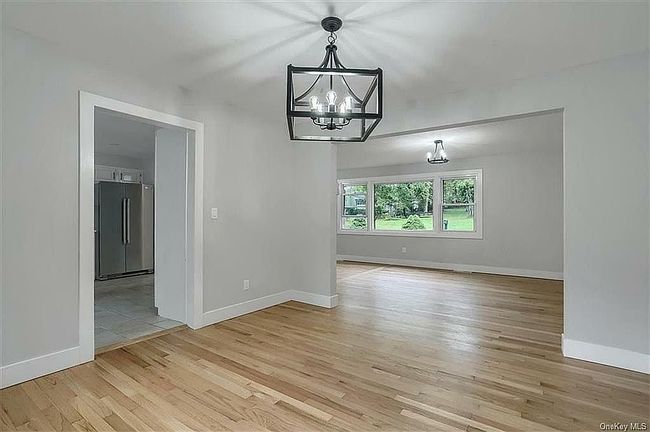 Image of 28 Hillcrest Dr