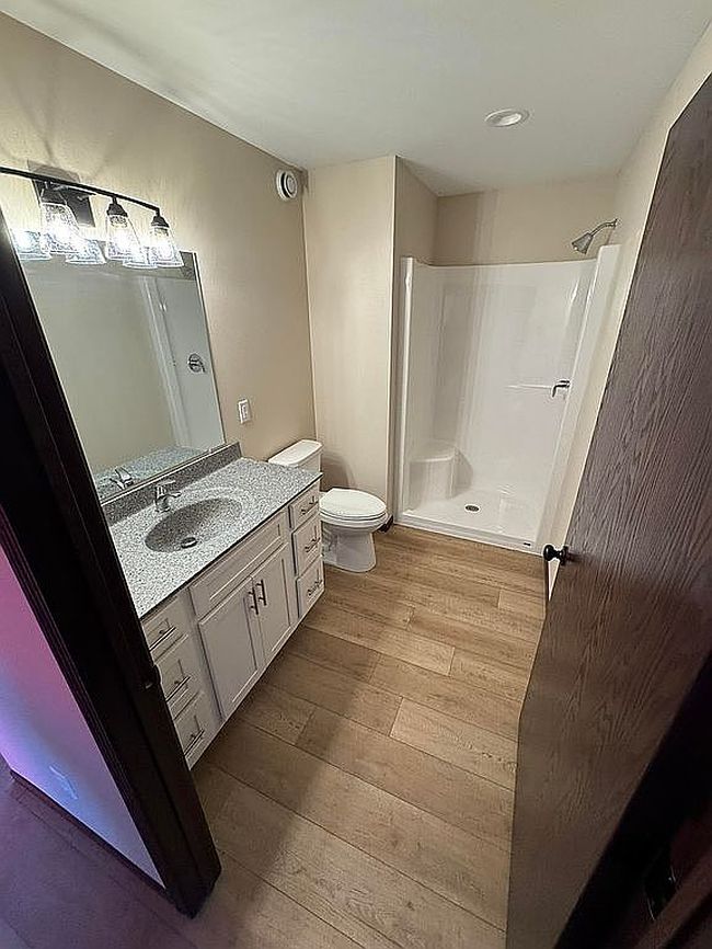 Photo of 2030 Nelson Dr, Thief River Falls, MN