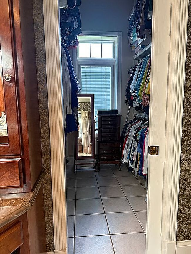 Image of 258 Park Ln