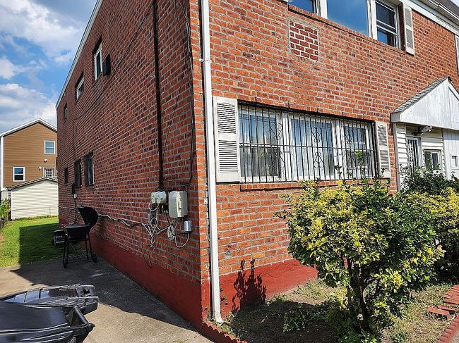 Photo of 312 Beach 68th St, Far Rockaway, NY