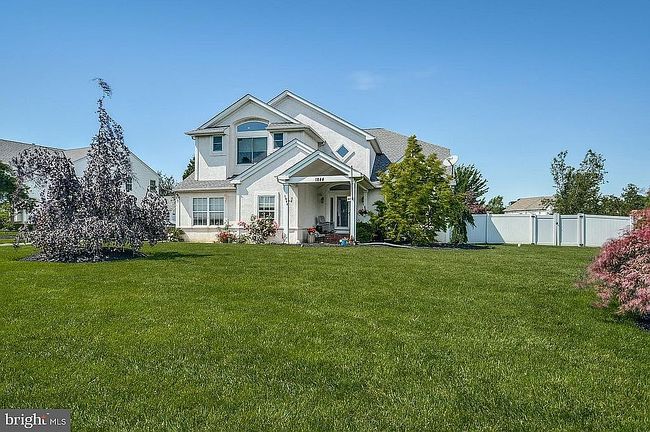 Photo of 1844 Heritage Dr, Jamison, PA