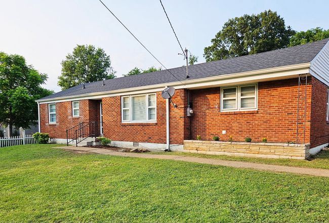 Additional photo 1 of property located at 307 Seneca Dr