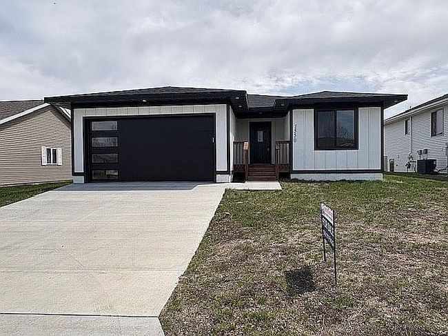 Image of 1550 Edgewood Dr
