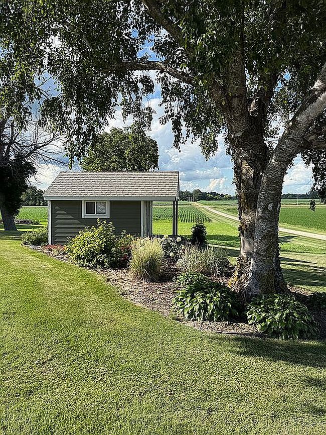 Photo of 84237 State Highway 251, Hollandale, MN