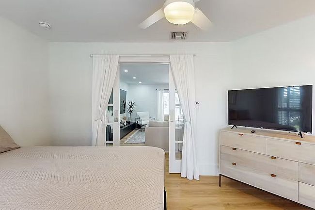 Image of 444 N Barfield Dr