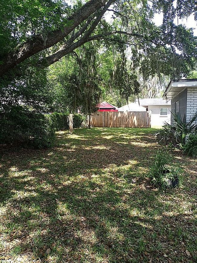 Image of 2112 Ne 7th Ave