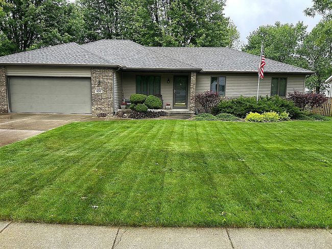 Photo of 426 N Church St, Kouts, IN