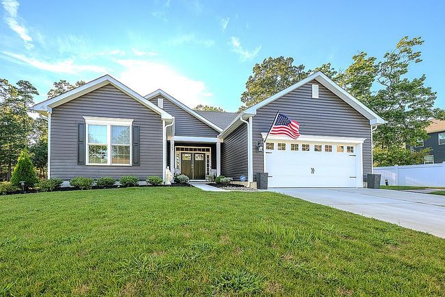 Photo of 161 Laquinta Dr, Egg Harbor Township, NJ