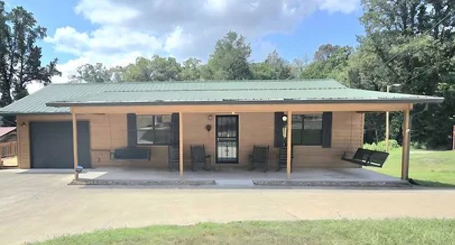 Additional photo 2 of property located at 1609 Highway 61 W