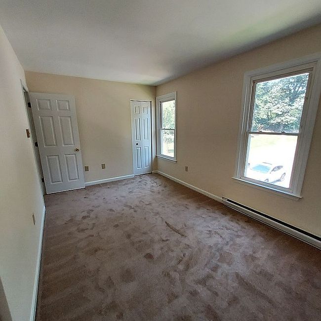 Photo of 15 Rouzer Ct, Thurmont, MD