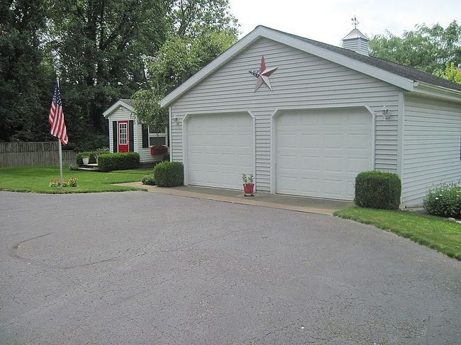 Photo of 3512 Se Indian Trail Lake Rd, Farmland, IN