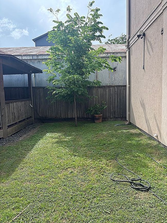 Image of 607 Oakley St Unit 5