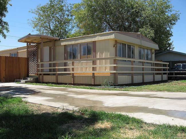 Photo of 9631 Garden Dr, Hanford, CA