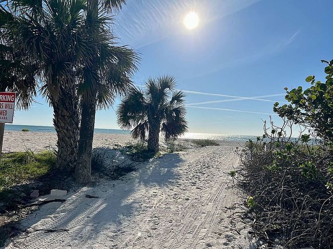 Photo of 2601 Gulf Dr N Lot 500, Bradenton Beach, FL