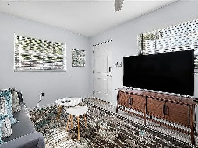 Additional photo 1 of property located at 5110 E Columbus Dr