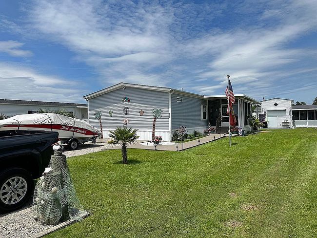 Photo of 350 Red Barn Rd #557, Newport, NC