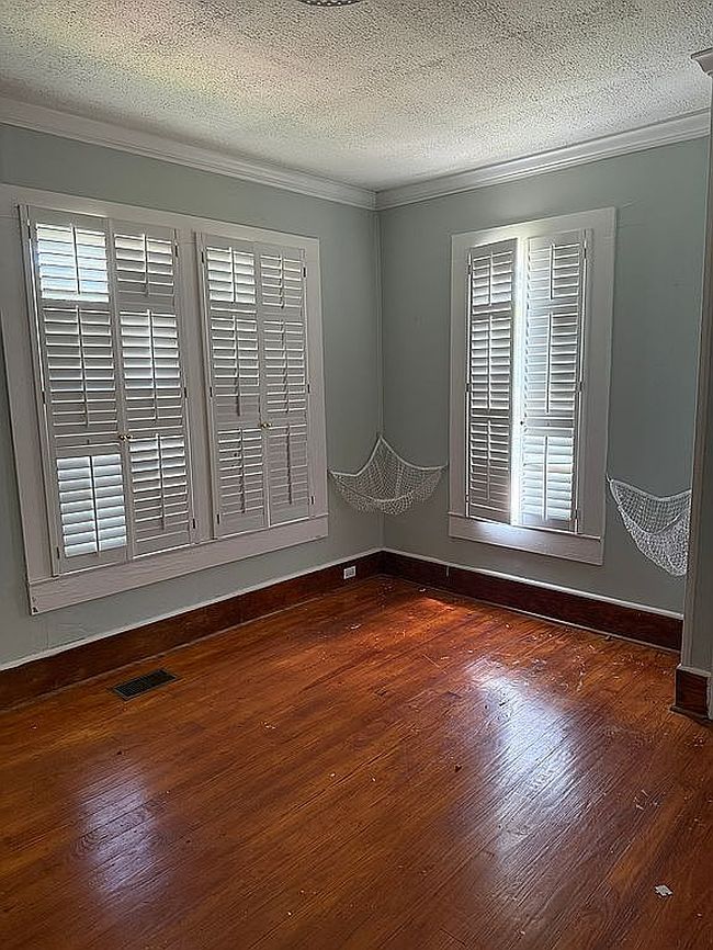 Image of 260 Pettus St