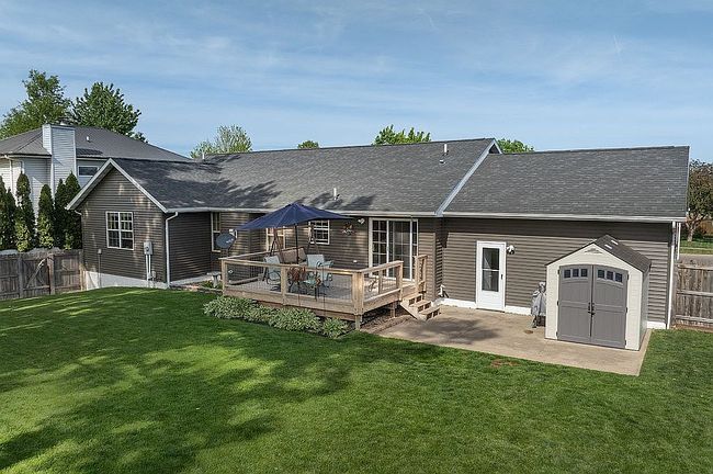 Image of 2010 Winchester Dr