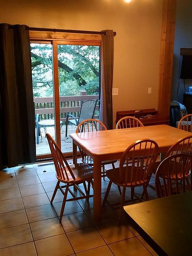 Photo of 2 Westview Ln, Galena, IL