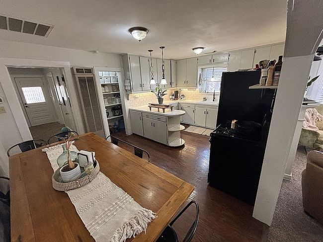Photo of 1500 Avenue N, Cisco, TX