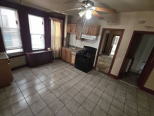 Photo of 150 W Wyneva St, Philadelphia, PA