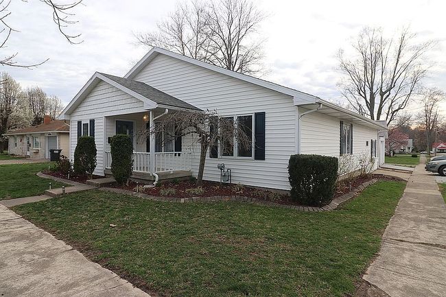 Image of 202 S 4th St