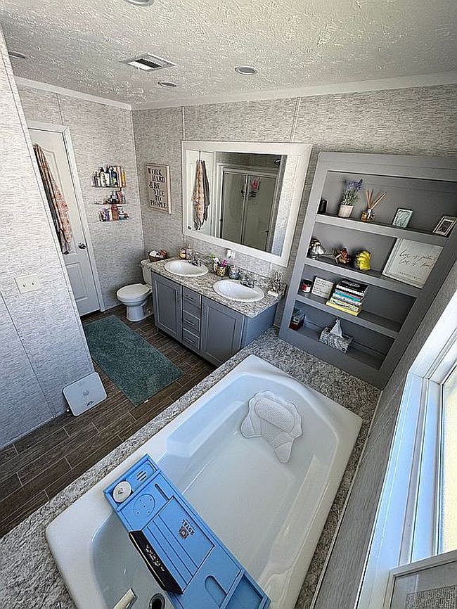 Photo of 4015 Cambridge, Orange, TX