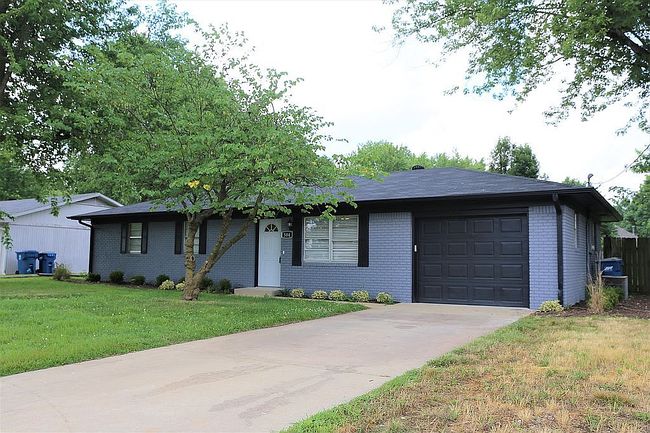 Photo of 504 Se 10th St, Bentonville, AR