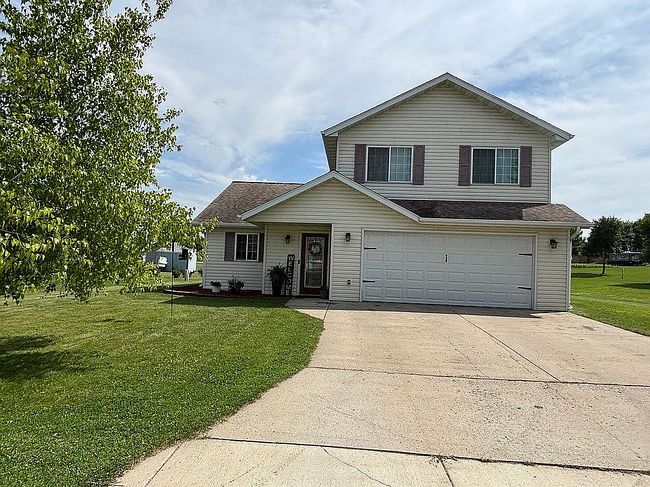 Photo of 107 E Hawk St, Audubon, MN