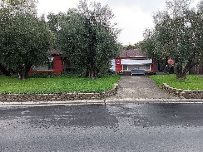 Preview of property located at 2610 Carmichael Way