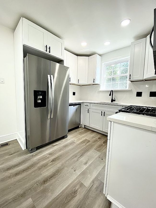 Photo of 139 Lee Ave Ne, Roanoke, VA