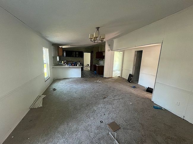 Image of 6204 Brosnaham Ave