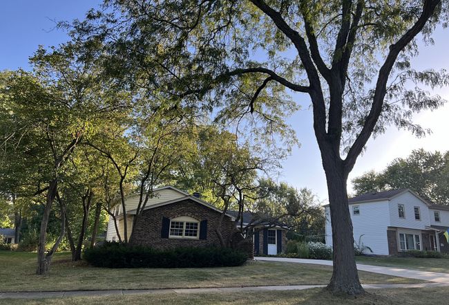 Image of 611 Harvard Ln
