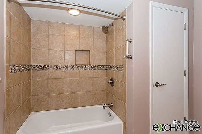 Photo of 1726 Skyline Dr, Bettendorf, IA