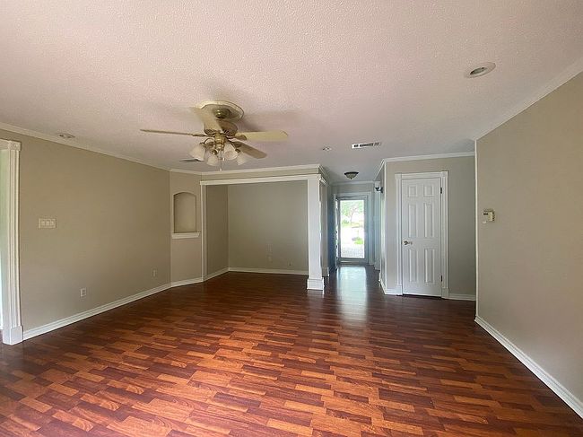 Image of 2225 Shady Brook Dr
