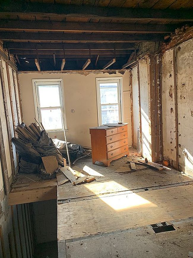 Image of 3058 Tilton St