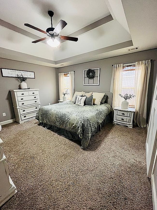 Image of 207 Winsted Ct