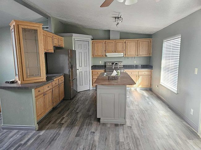 Photo of 2034 Powers Ave Space 8