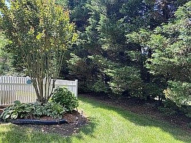 Photo of 629 Sonoma Ln, High Point, NC