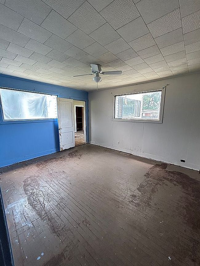 Image of 224 Main St