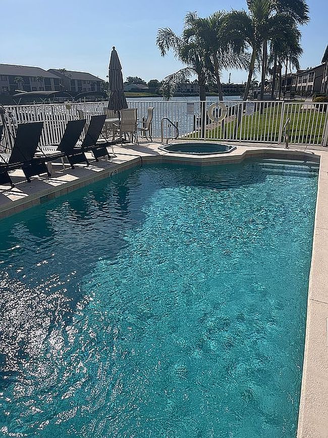 Image of 3744 Se 12th Ave Apt 102