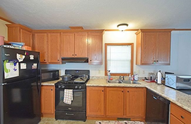 Photo of 705 Cloverleaf Cir, Delmont, PA