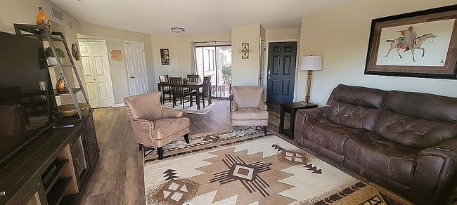 Image of 9151 W Greenway Rd Unit 111