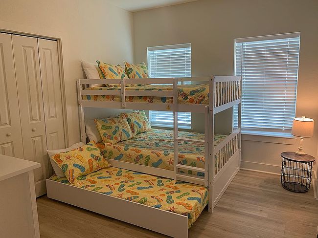 Image of 2105 Victory St